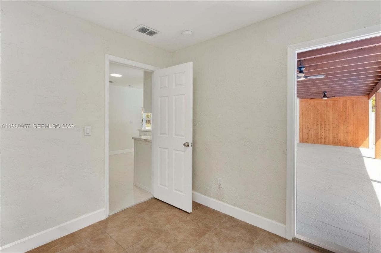 6740 Arthur St, Hollywood, FL 33024 Photo