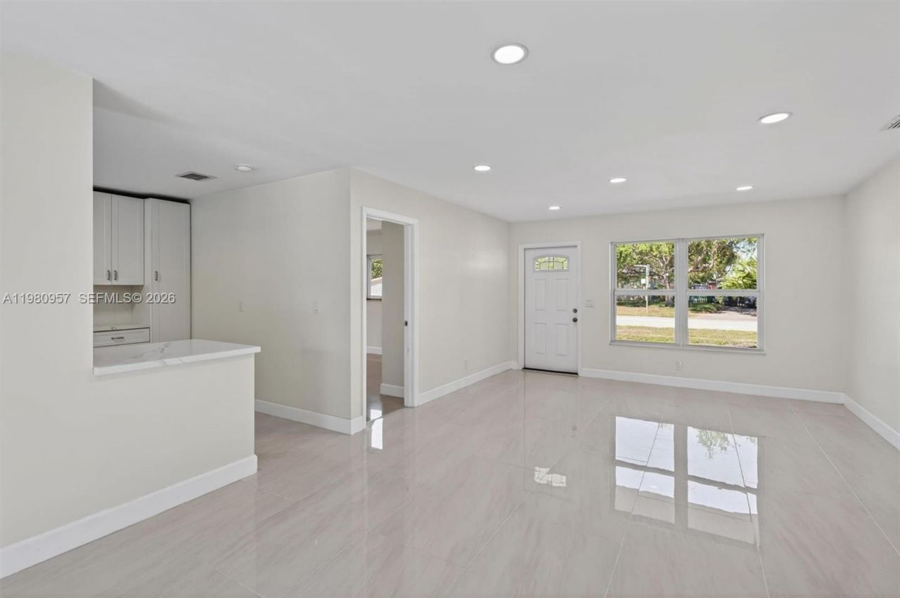 6740 Arthur St, Hollywood, FL 33024 Photo