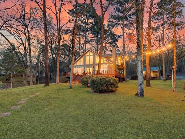 115 Larsen Ln, Scroggins, TX 75480