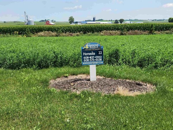 851 Capitol Drive, Dane, WI 53529