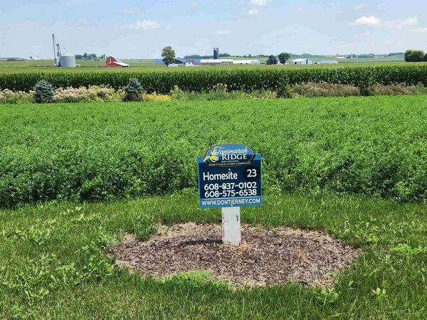 847 Capitol Drive, Dane, WI 53529