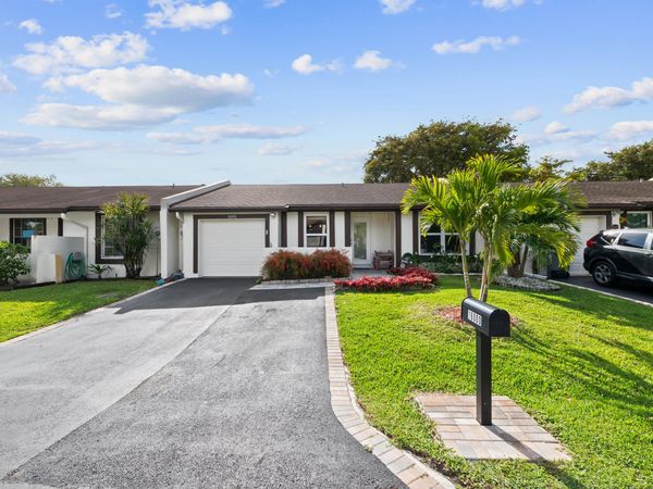 16000 Laurel Oak Circle, Delray Beach, FL 33484