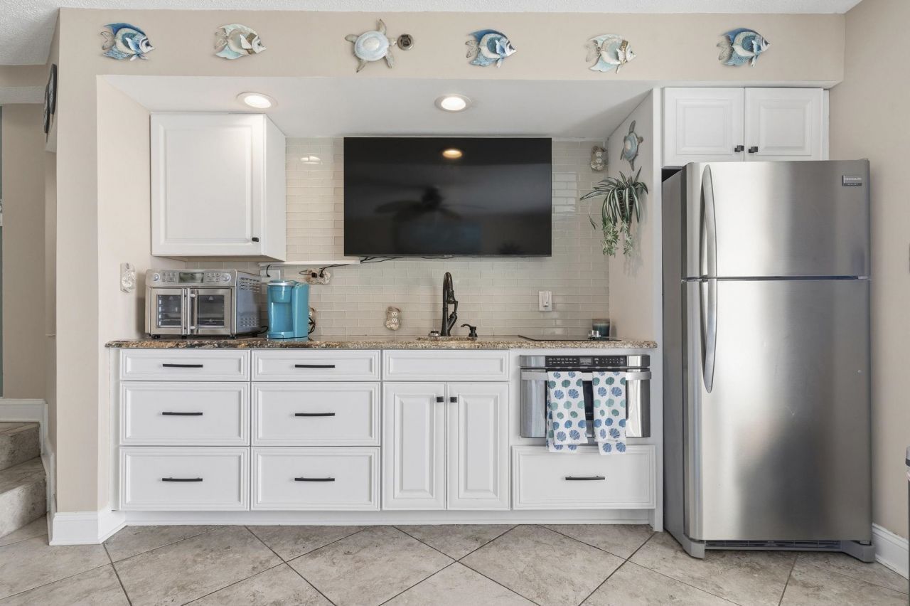 4800 S Ocean Blvd. Photo 10