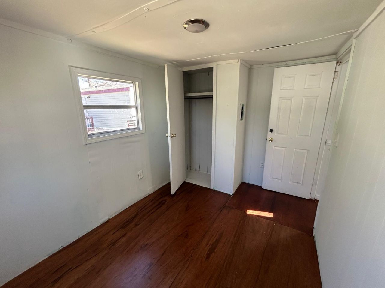 101 Dubbs Ave Photo 8