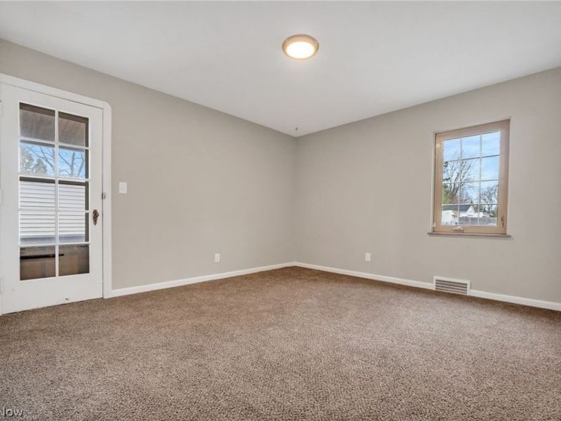 4870 W 14th Street, Cleveland, OH 44109 Photo 19