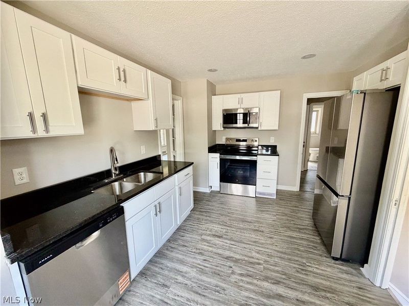 4870 W 14th Street, Cleveland, OH 44109 Photo 9