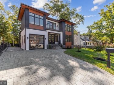 2919 LAWRENCE DRIVE , FALLS CHURCH, VA 22042