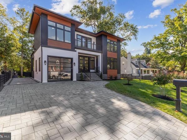 2919 LAWRENCE DRIVE , FALLS CHURCH, VA 22042