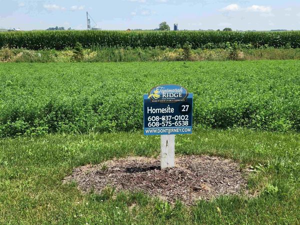 831 Capitol Drive, Dane, WI 53529