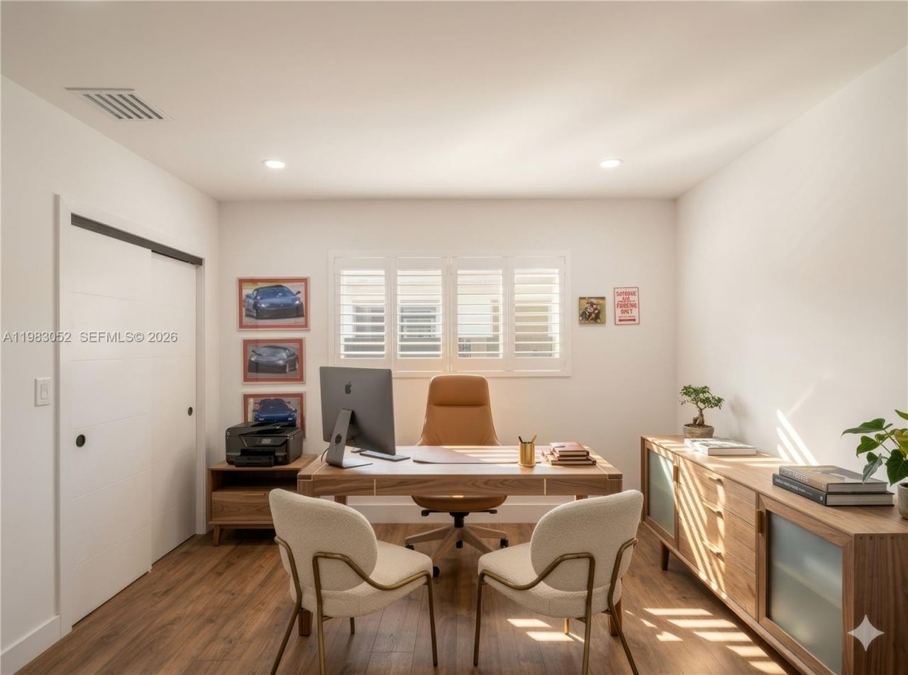 1560 Cleveland Rd, Miami Beach, FL 33141 Photo