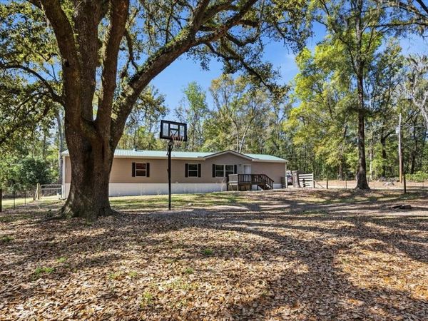 4049 NE 80TH AVENUE , HIGH SPRINGS, FL 32643