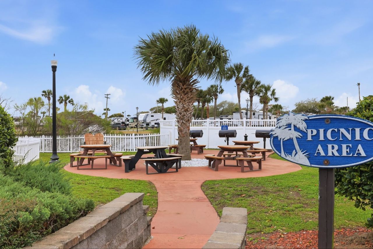 5905 S Kings Hwy. Photo 17