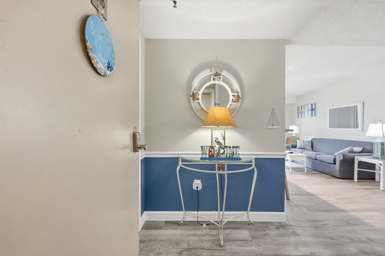 5905 S Kings Hwy. Photo 22