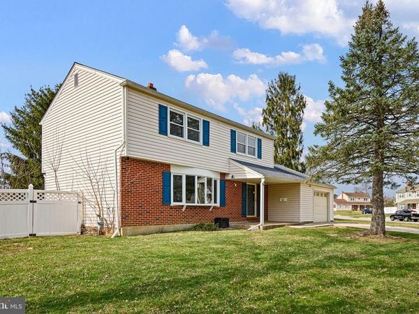 12 LESLEY LANE, NEW CASTLE, DE 19720