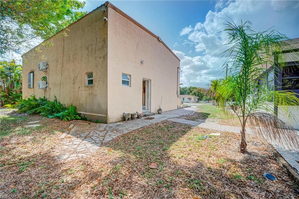 1672 Many Rd , North Fort Myers, FL 33903 Photo