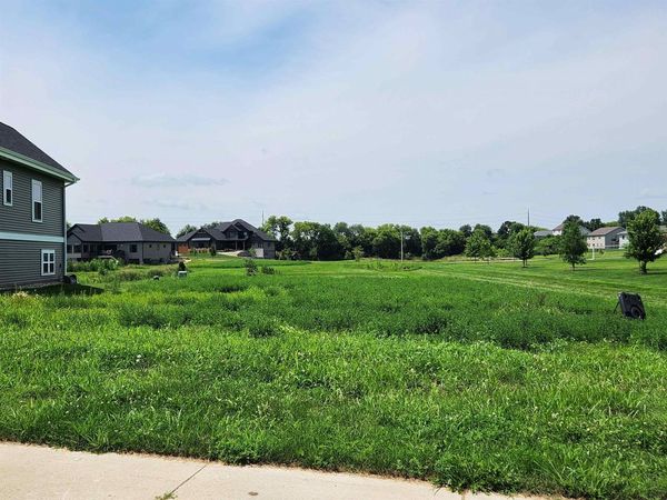 814 Capitol Drive, Dane, WI 53529