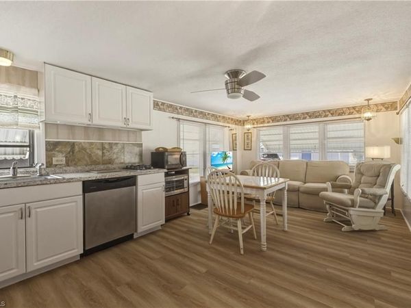 20511 Anchor DR, ESTERO, FL 33928