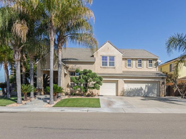 751 Banff Dr, Newman, CA 95360