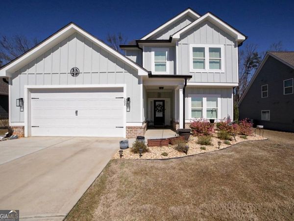 102 Richmond Drive, Statham, GA 30666