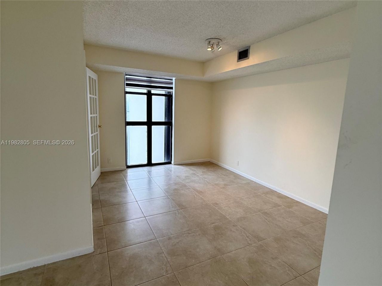 4000 Towerside Ter , Unit 1401, Miami, FL 33138 Photo