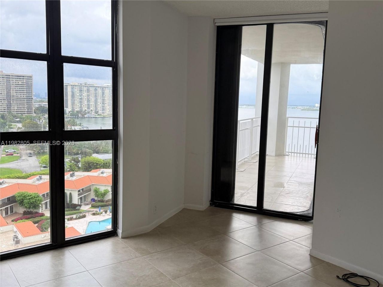 4000 Towerside Ter , Unit 1401, Miami, FL 33138 Photo