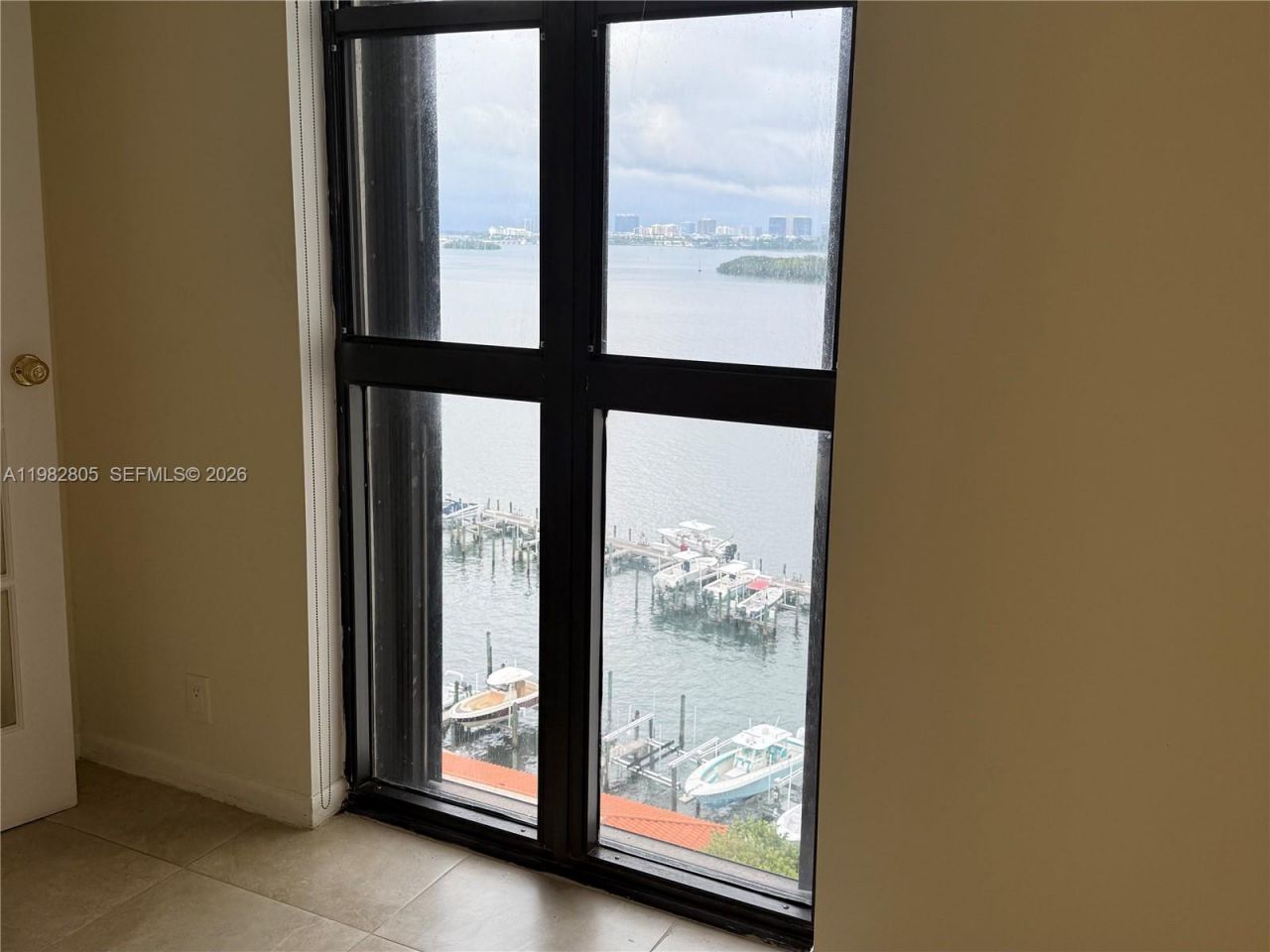 4000 Towerside Ter , Unit 1401, Miami, FL 33138 Photo