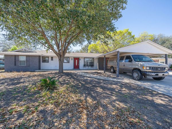 5630 Seacomber, San Antonio, TX 78242