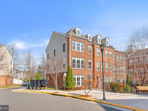 9640 PULLMAN PLACE, FAIRFAX, VA 22031