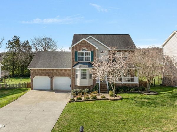 506 Crystal Springs Circle, Gray, TN 37615