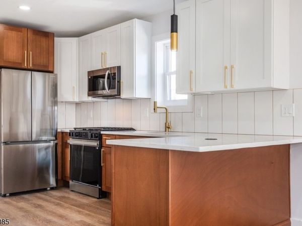 227 21st St, Unit 2, Irvington, NJ 07111