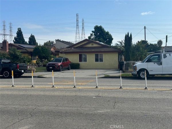 8552 Flower St, Paramount, CA 90723