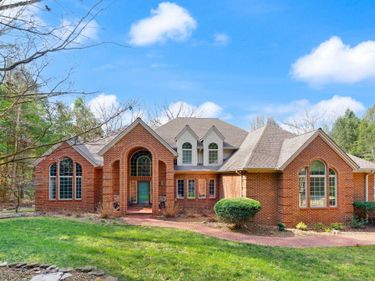 1917 Mallard Drive, London, KY 40741