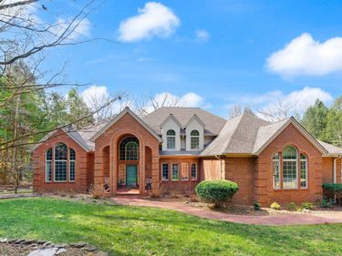1917 Mallard Drive, London, KY 40741