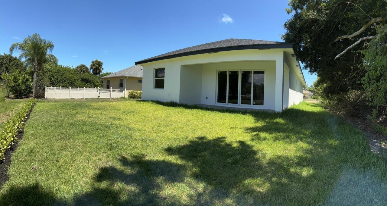 500 Sunset Road N, Rotonda West, FL 33947 Photo