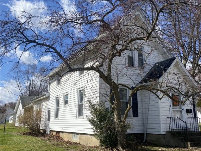 418 Adams Avenue, Huron, OH 44839 Photo 2