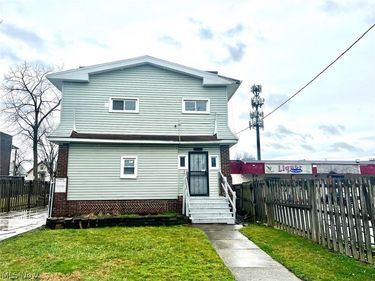 12420 Union Avenue, Cleveland, OH 44105