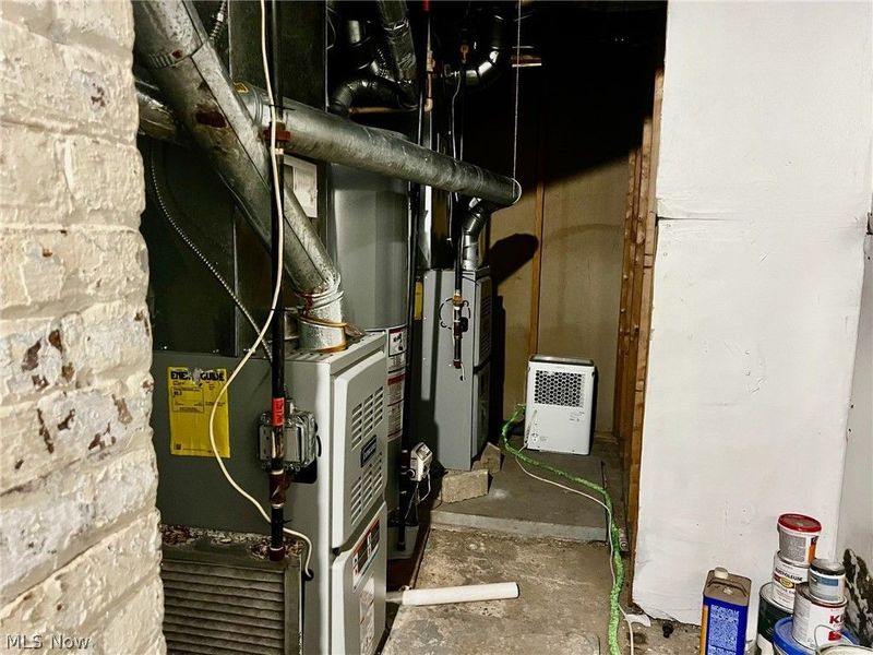 12420 Union Avenue, Cleveland, OH 44105 Photo 21