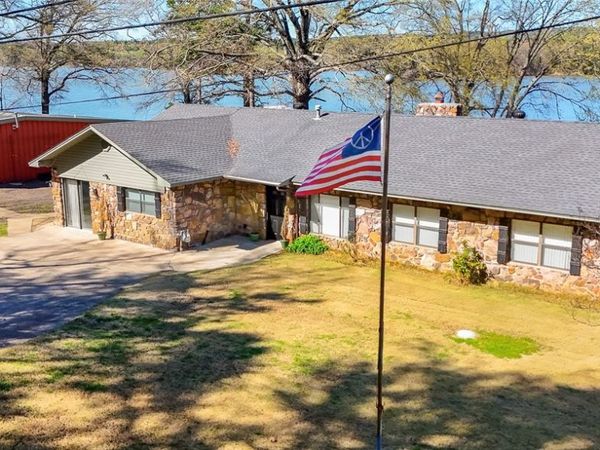 426 Round Mountain Lane, London, AR 72847