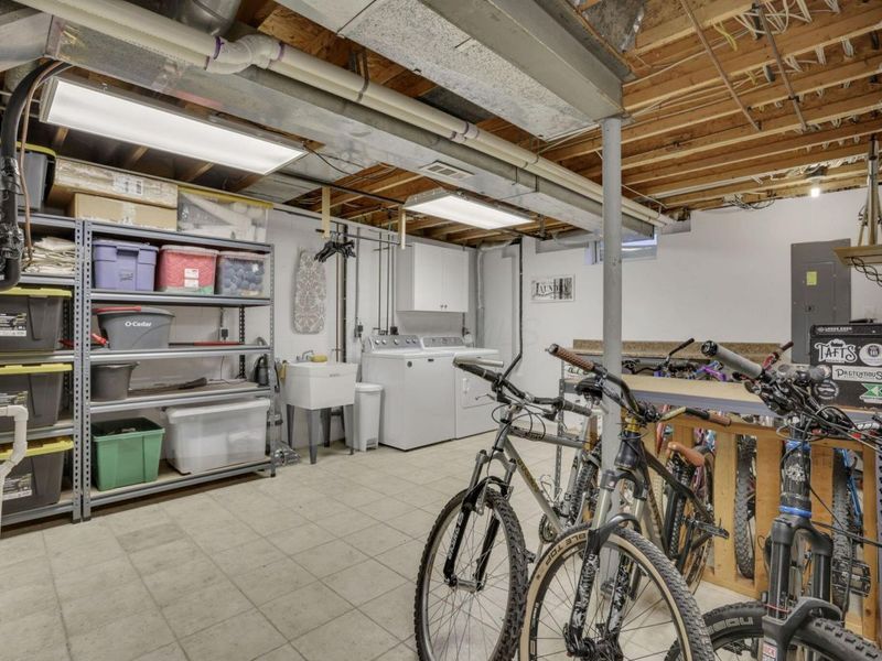 310 Weatherburn Drive, Pataskala, OH 43062 Photo 39