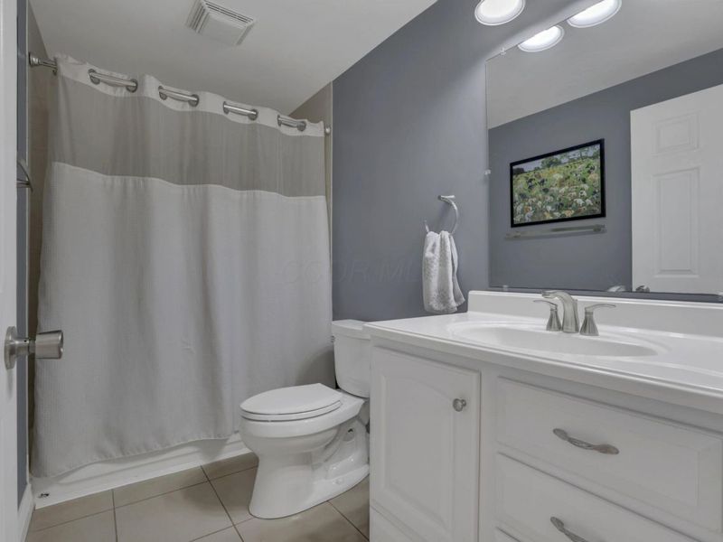 310 Weatherburn Drive, Pataskala, OH 43062 Photo 44