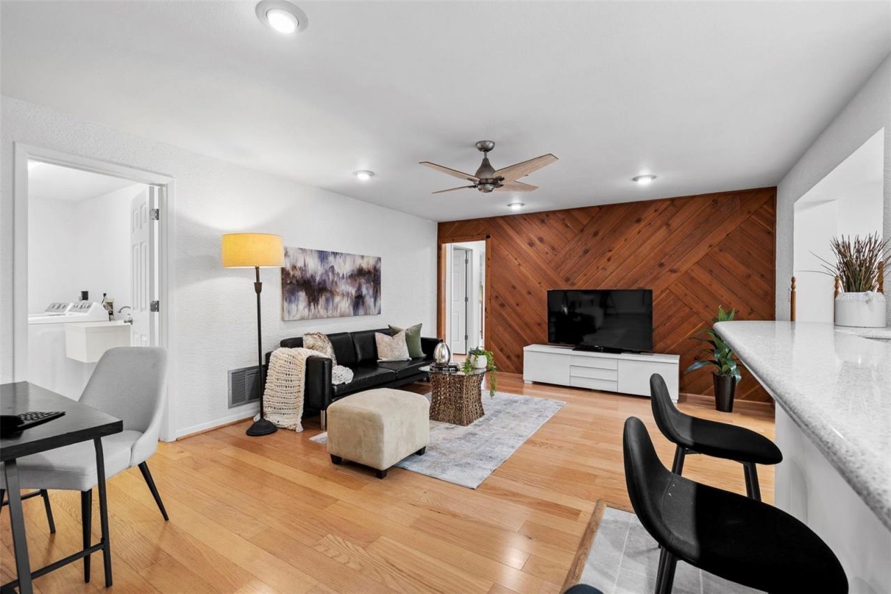 511 Riviera Bay Drive Ne, Saint Petersburg, FL 33702 Photo