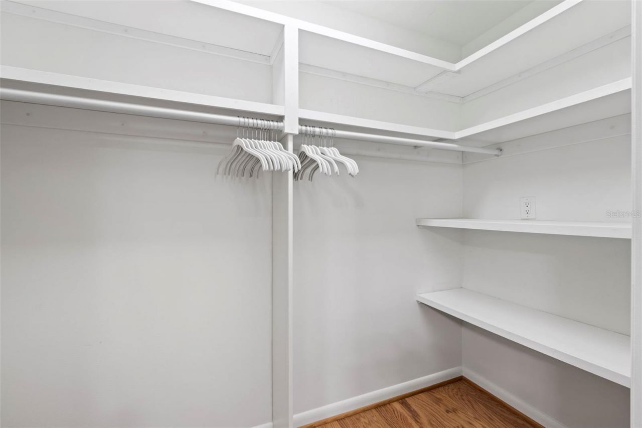 511 Riviera Bay Drive Ne, Saint Petersburg, FL 33702 Photo