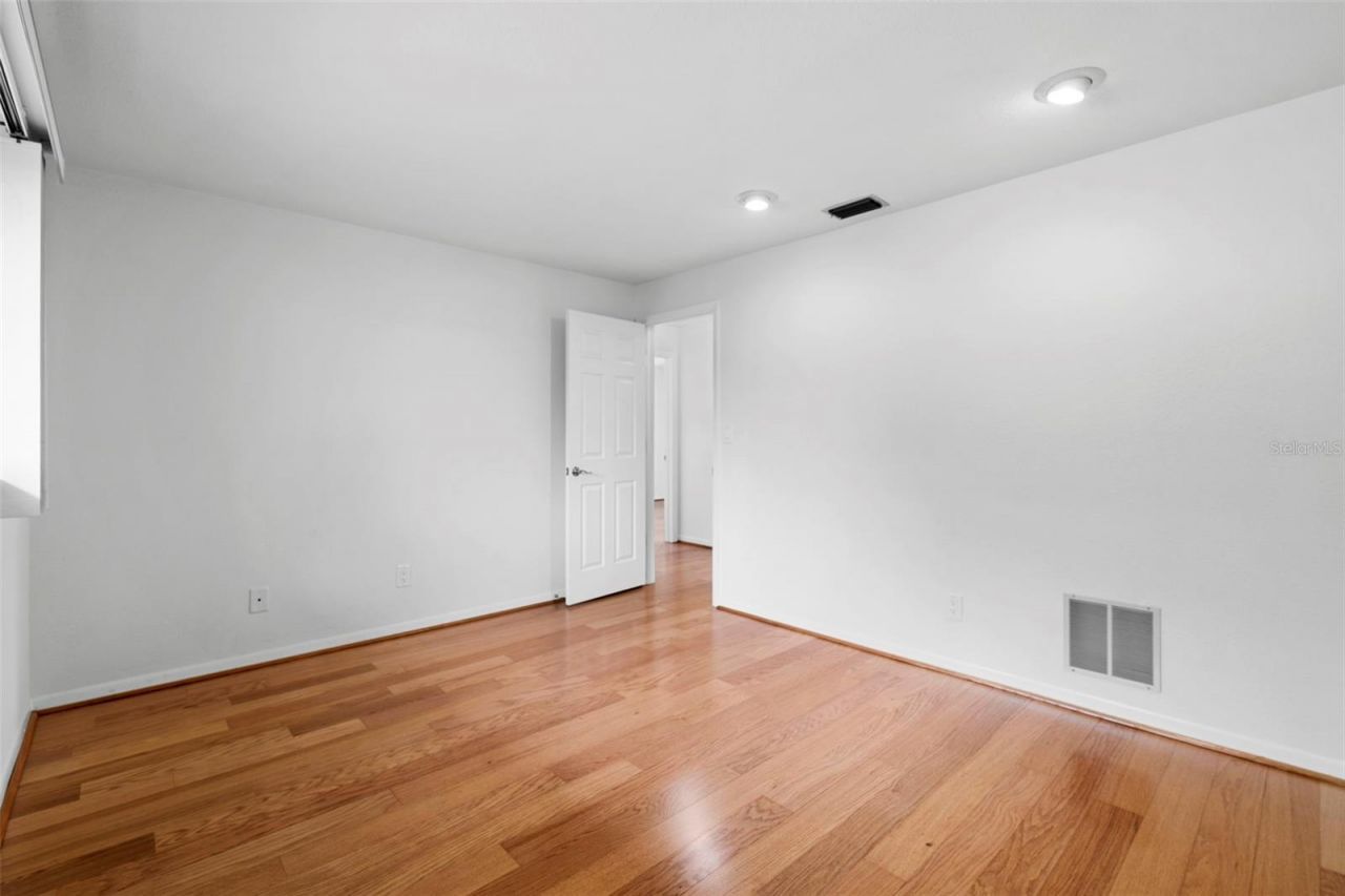 511 Riviera Bay Drive Ne, Saint Petersburg, FL 33702 Photo