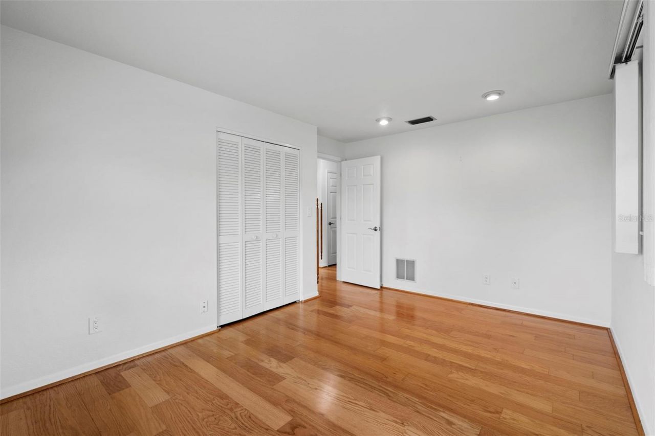 511 Riviera Bay Drive Ne, Saint Petersburg, FL 33702 Photo