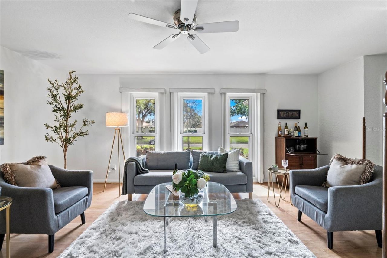 511 Riviera Bay Drive Ne, Saint Petersburg, FL 33702 Photo