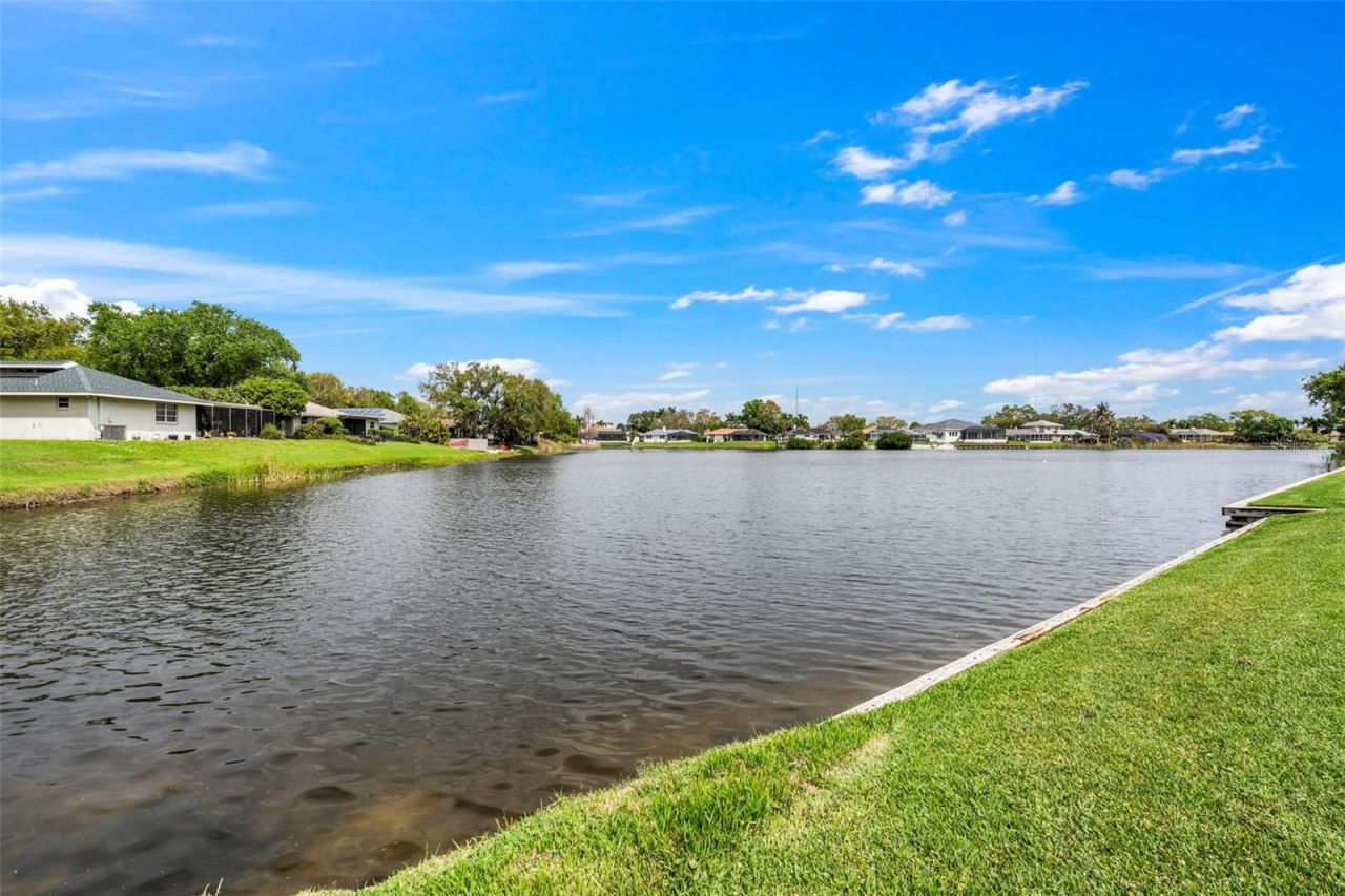 511 Riviera Bay Drive Ne, Saint Petersburg, FL 33702 Photo