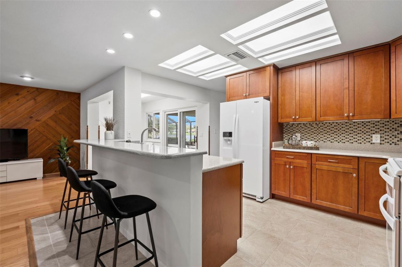 511 Riviera Bay Drive Ne, Saint Petersburg, FL 33702 Photo