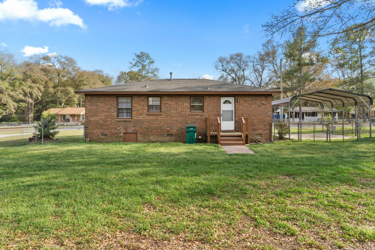 135 Terry Street Photo 17