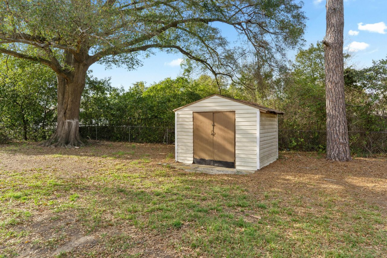 135 Terry Street Photo 18