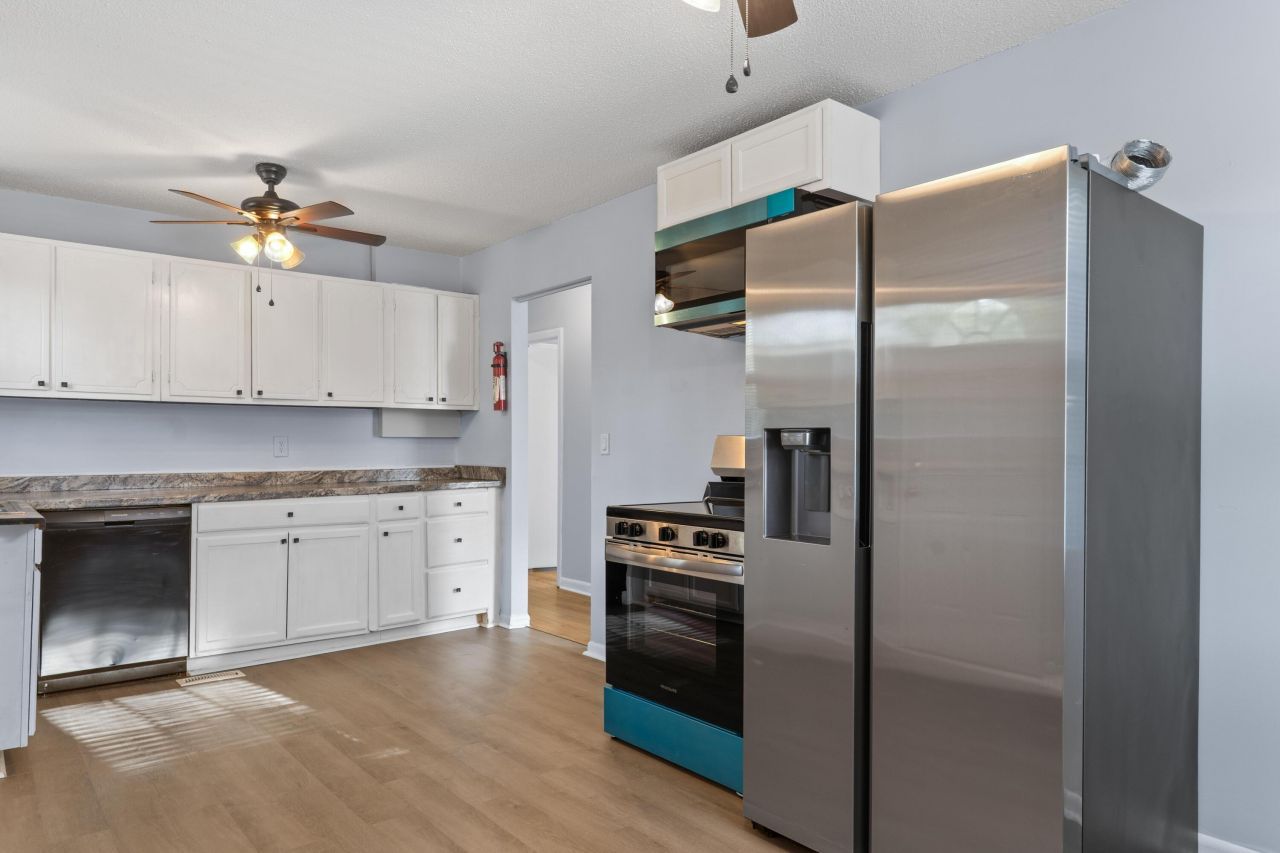 135 Terry Street Photo 9